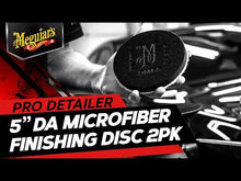 Cargar y reproducir el video en el visor de la galería, Pad Microfibra de Refinado Meguiar’s® DA Microfiber Finishing Disc 5" - Pack 2 und.