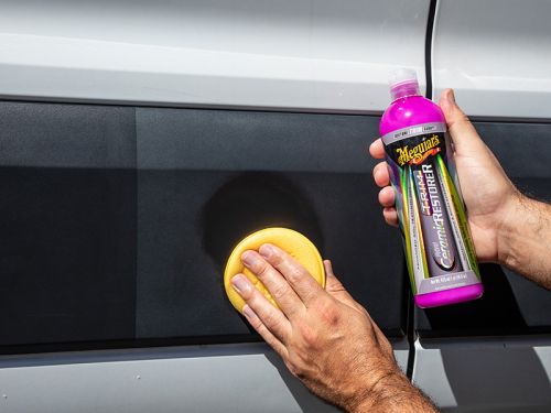 Hybrid Ceramic Trim Restorer Meguiars - Renovador de Plásticos Exteriores 473ml