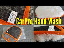 Cargar y reproducir el video en el visor de la galería, Carpro Hand Wash Microfiber Mitt - Guante de Lavado Microfibra
